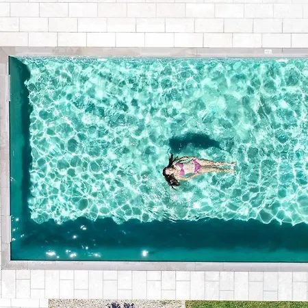 Petronila Luxury With Heated Private Pool *