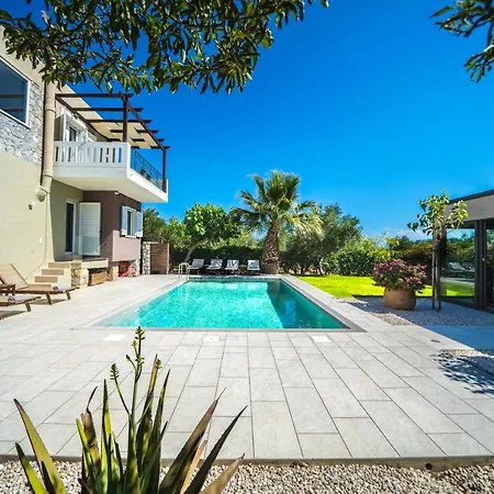 Petronila Luxury With Heated Private Pool Villa