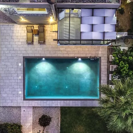 Villa Petronila Luxury With Heated Private Pool