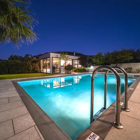 Villa Petronila Luxury With Heated Private Pool *